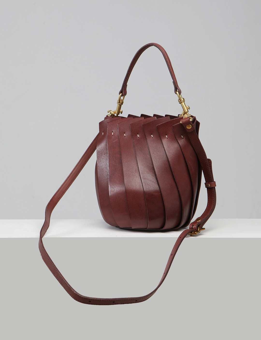 Bloom Bucket Tote - Chestnut