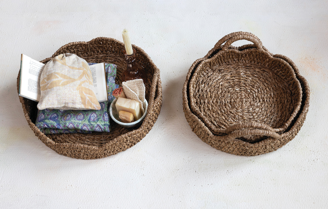 Scalloped Tray Basket - Small
