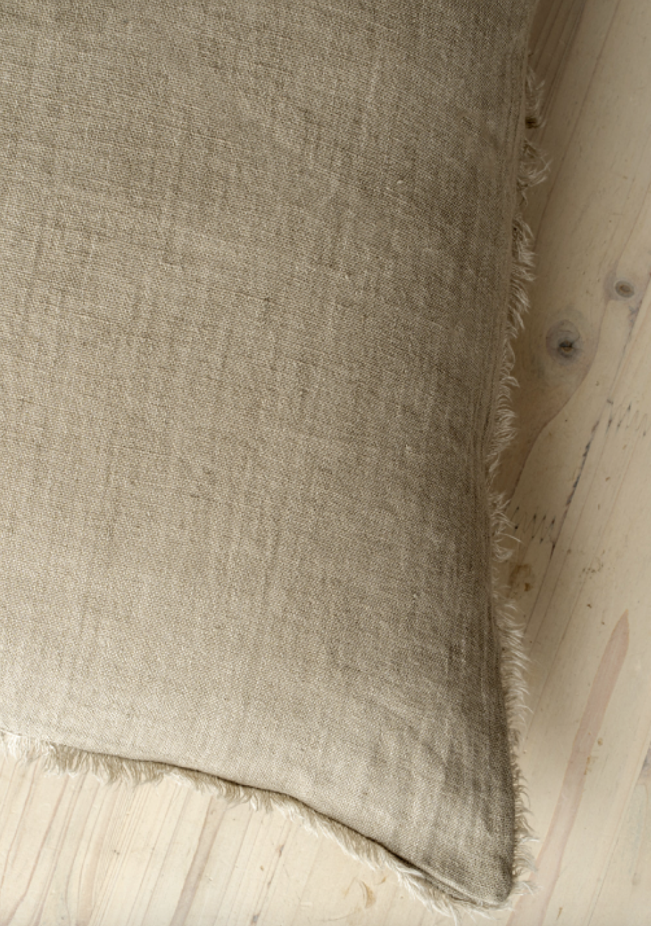 Silvie Linen Pillow - 20"