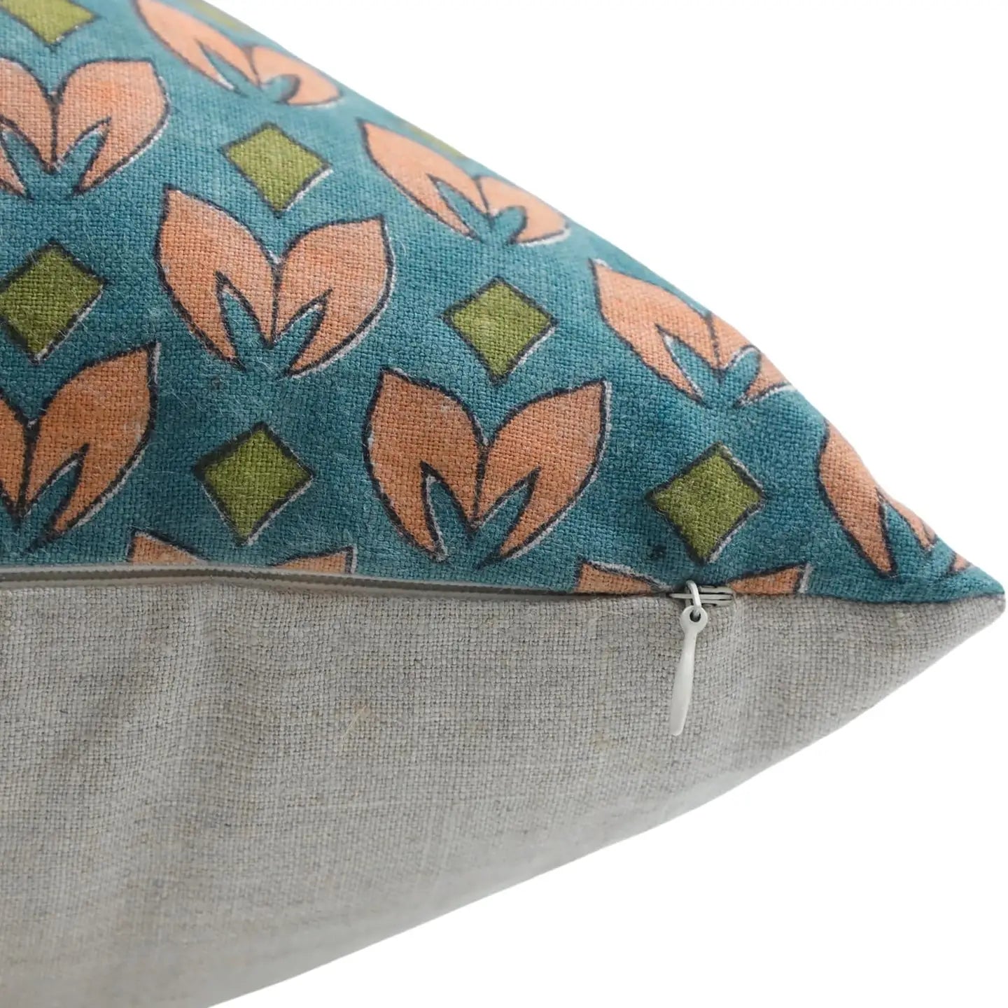 Fauna Linen 24"x24"