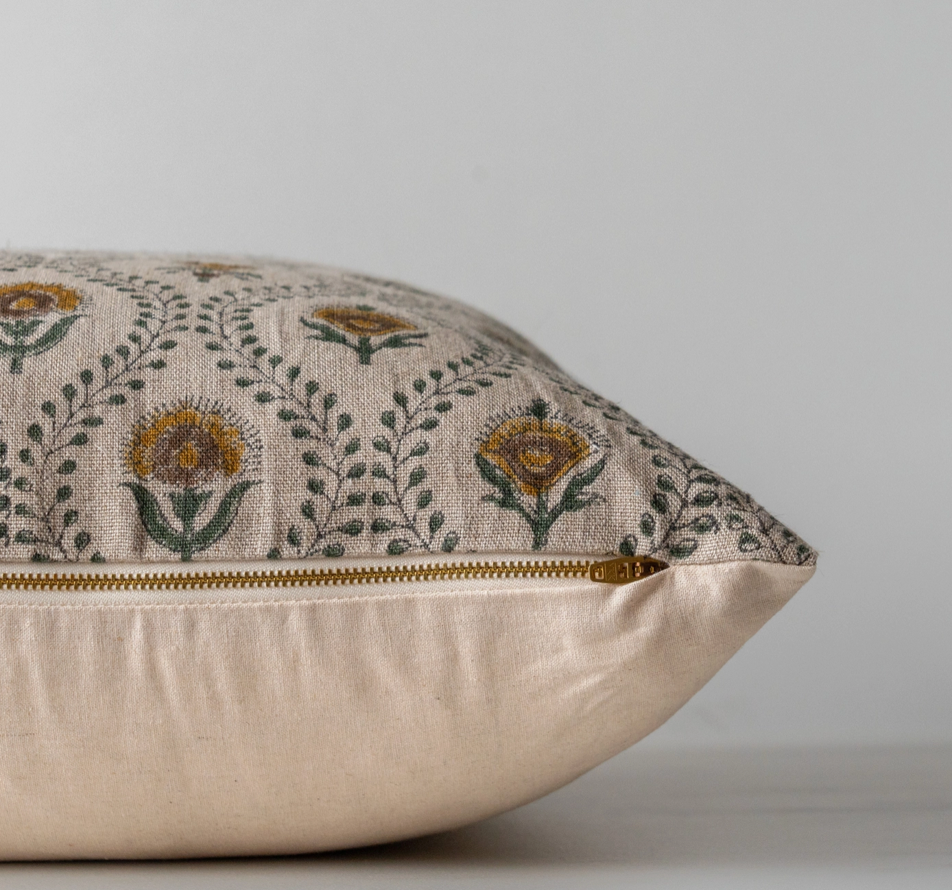 Eleanor Pillow - 16 x 24