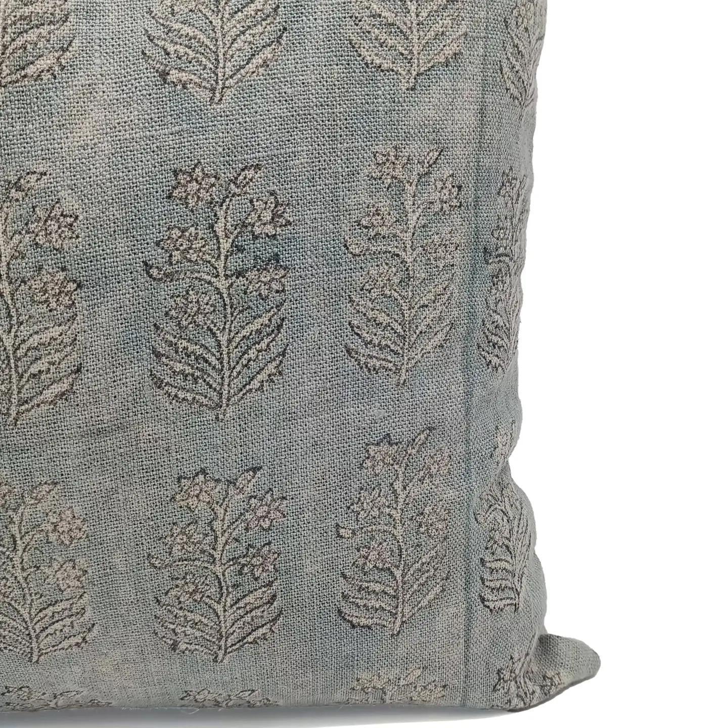 Eloise Pillow - 20"