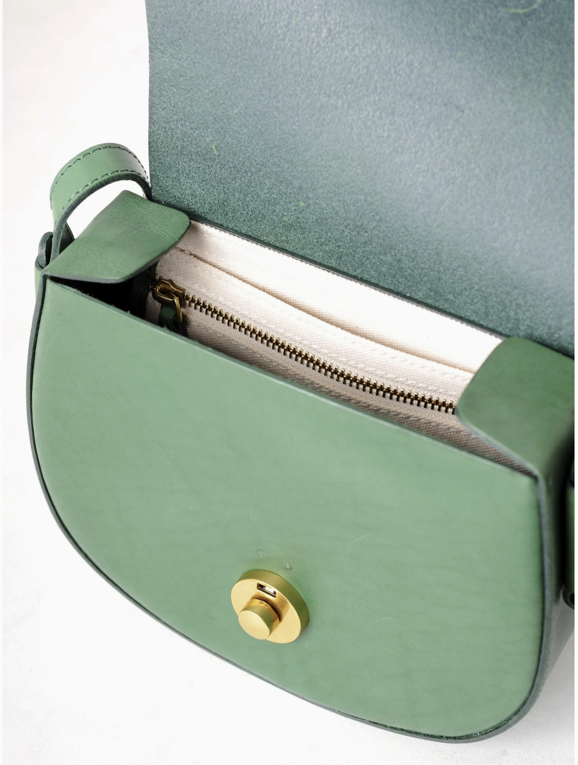 Sadie Saddle Crossbody Bag