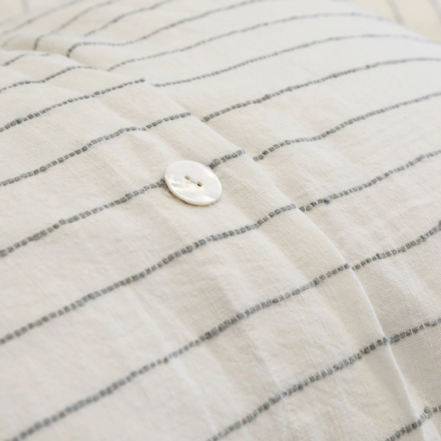 Blake Duvet - Cream/Gray