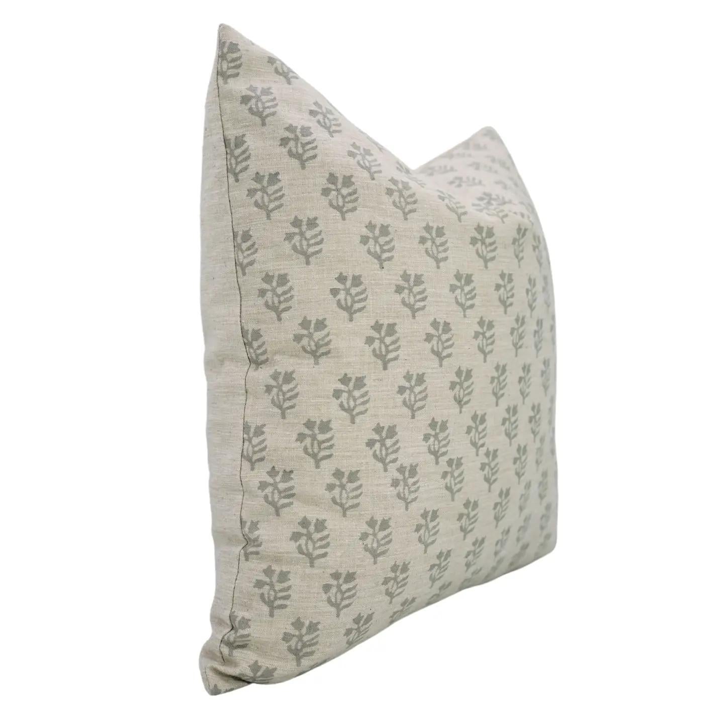 Oat Thistle Pillow - 20"