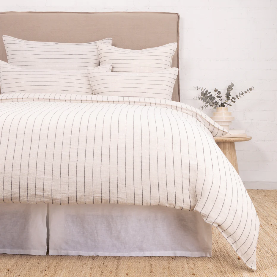 Blake Duvet - Cream/Gray
