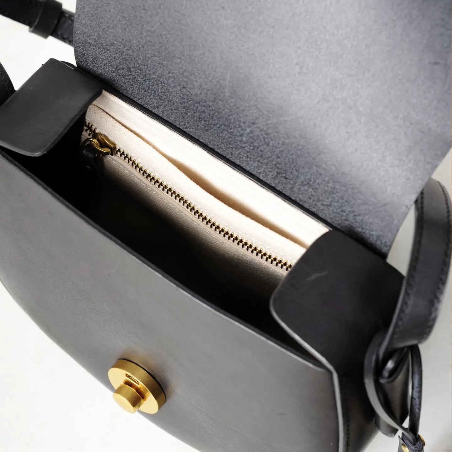 Sadie Saddle Crossbody Bag