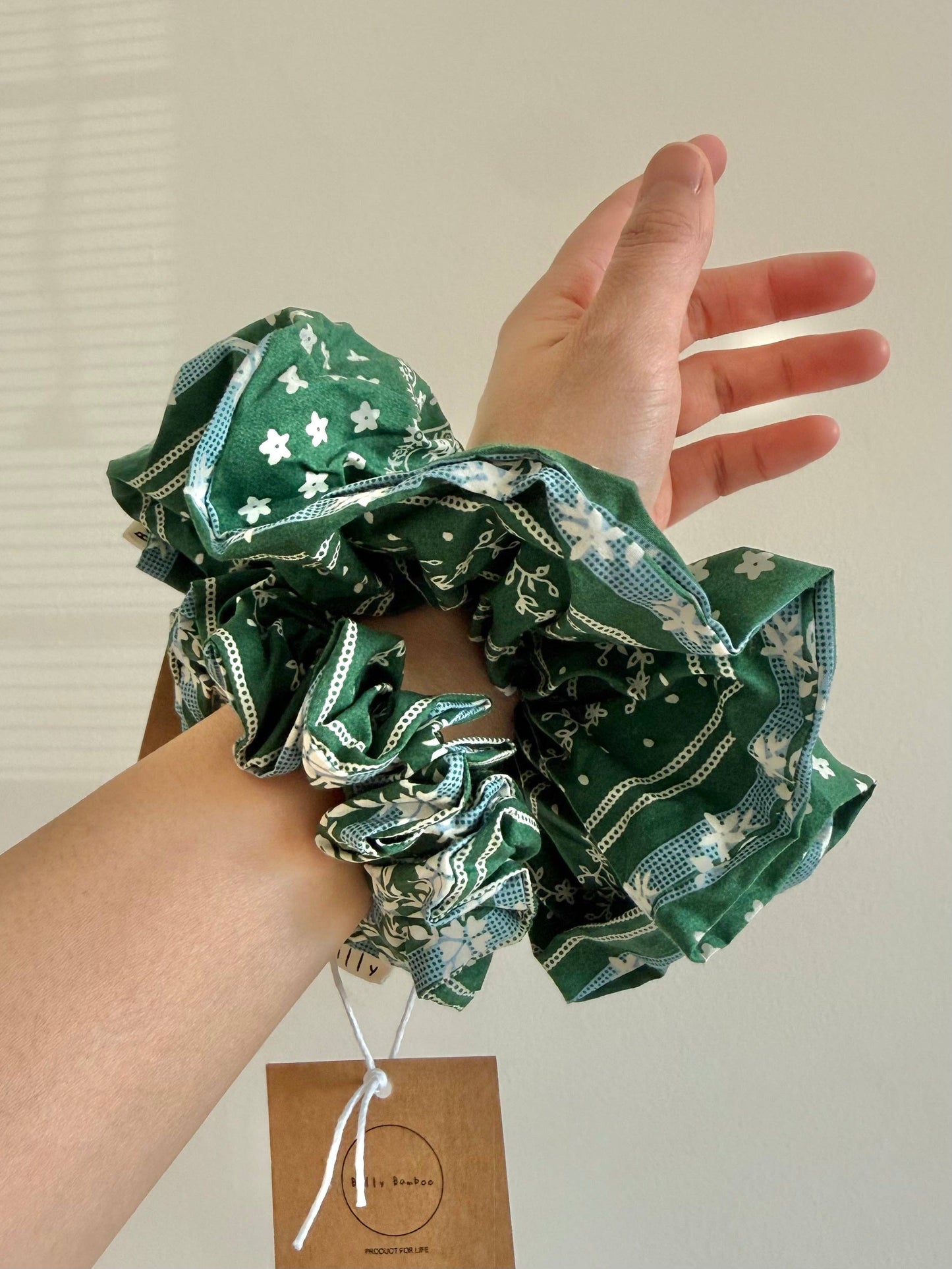 COTSWOLD FLORAL SCRUNCHIE