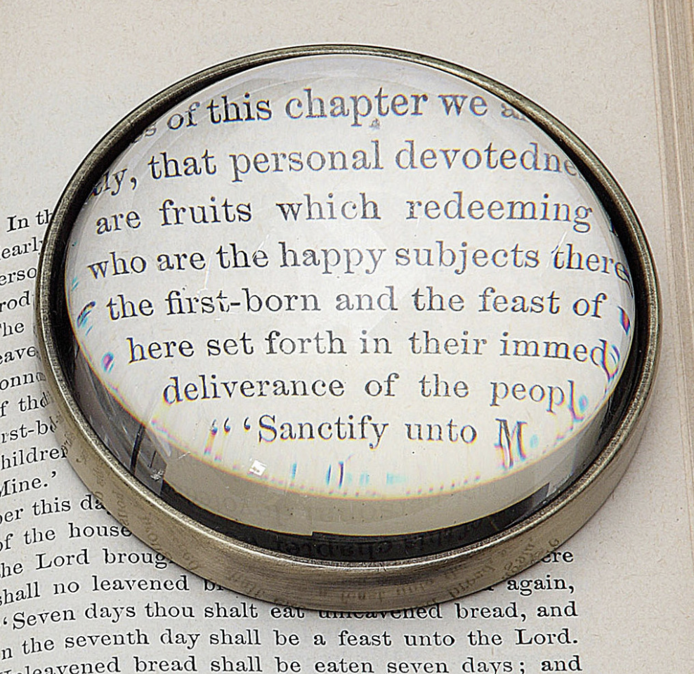 Paperweight Magnifying Glass