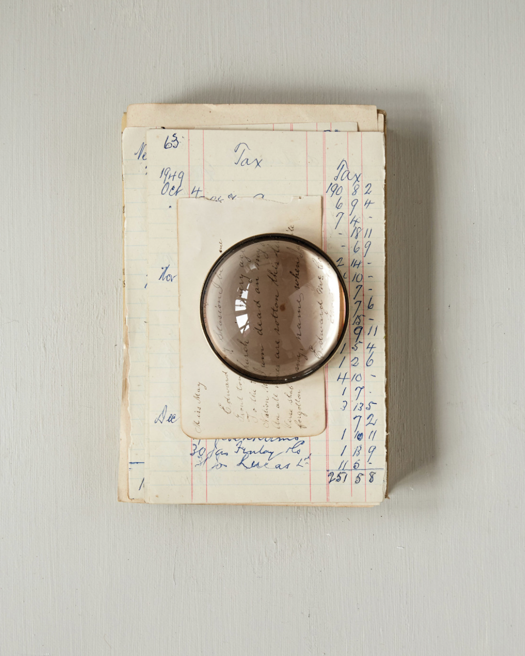 Paperweight Magnifying Glass