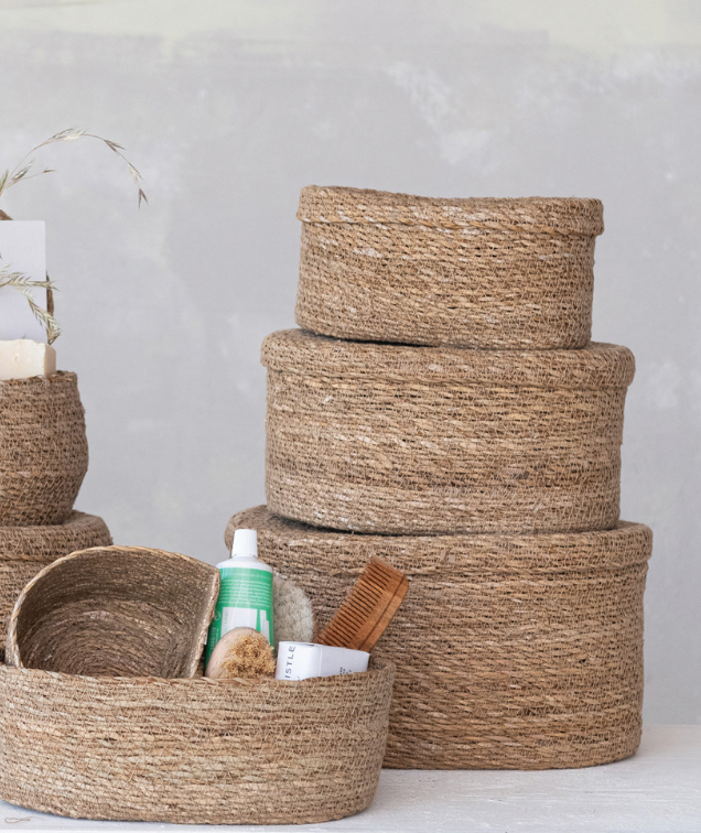 Oval Seagrass Basket w/ Lid