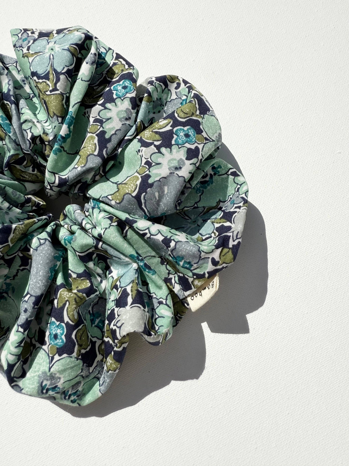 GARDEN FLORAL SCRUNCHIES