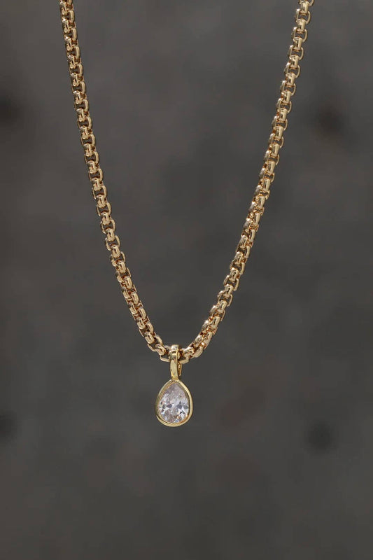 SLOANE NECKLACE