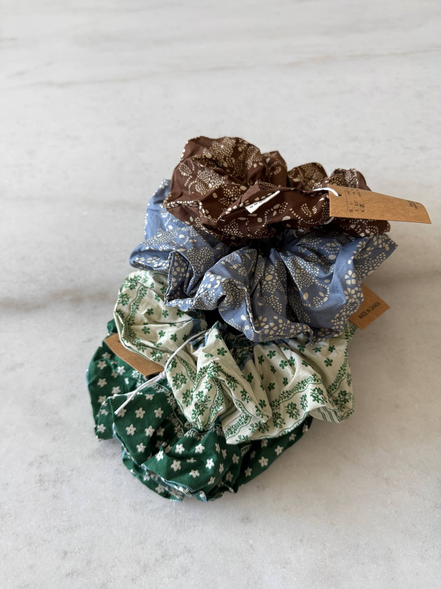 COTSWOLD FLORAL SCRUNCHIE