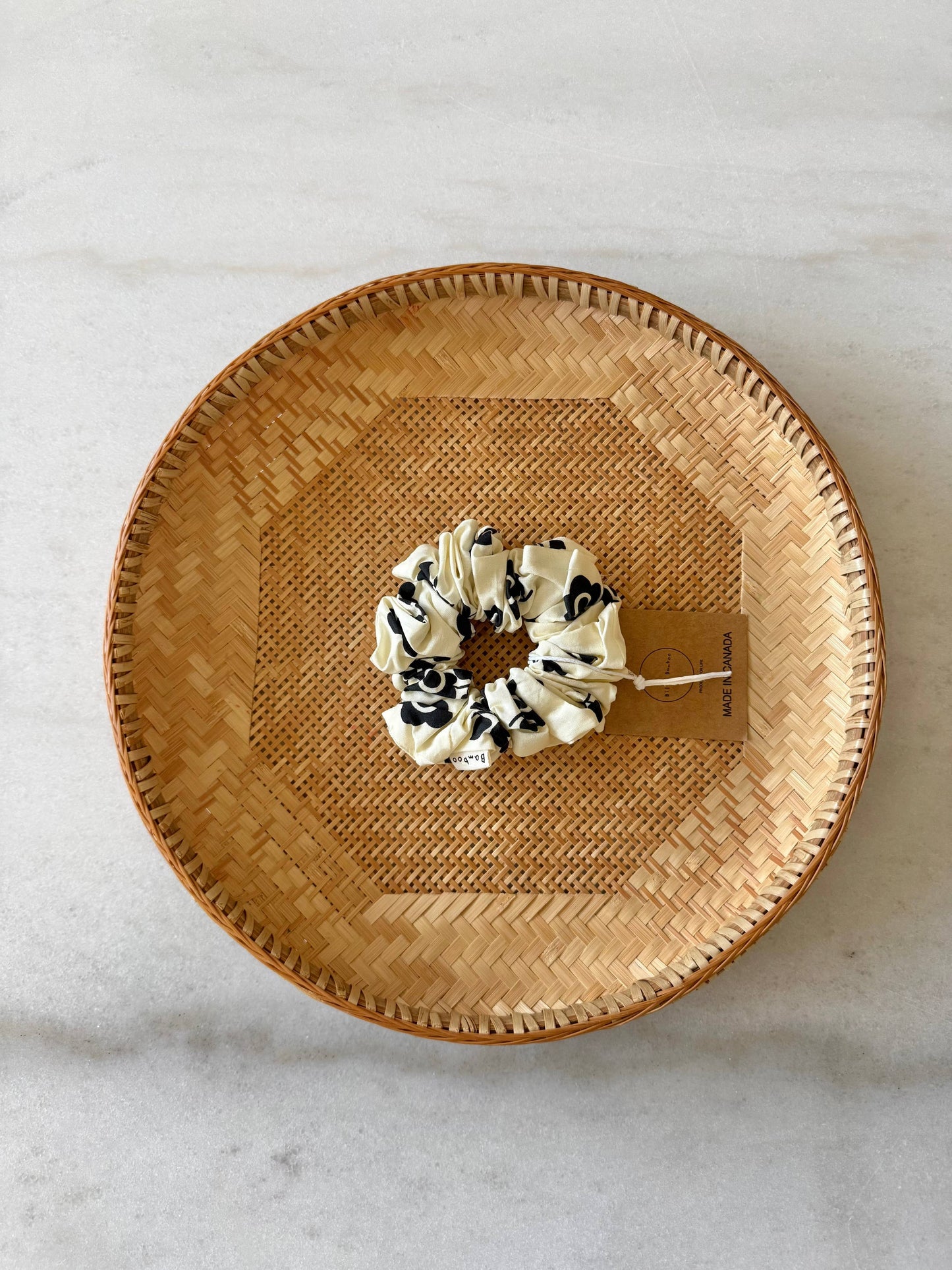 RETRO BLOOM SCRUNCHIE