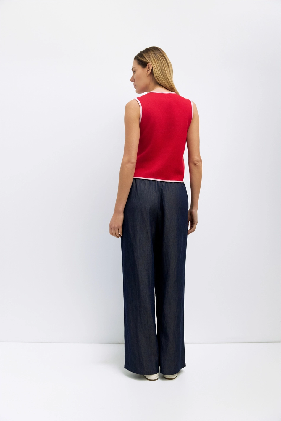 Jill Vest