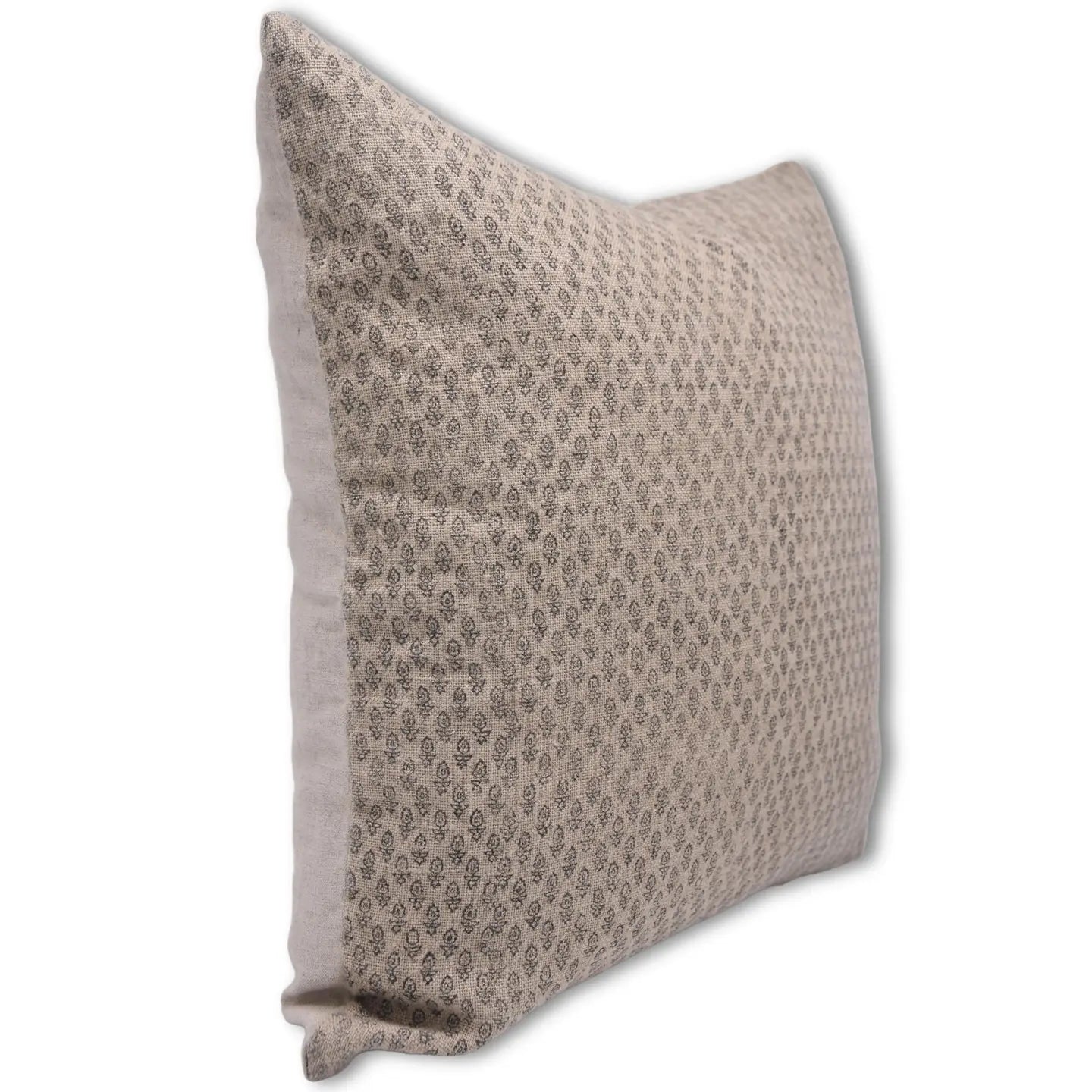 Darla Linen Pillow - 22" x 22"