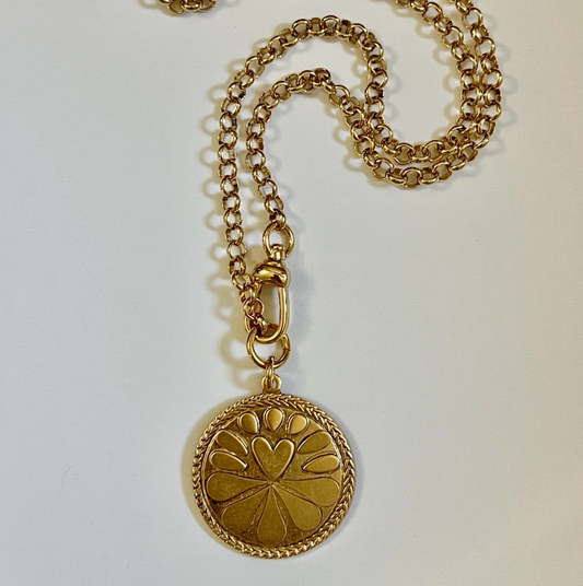 Amor Necklace