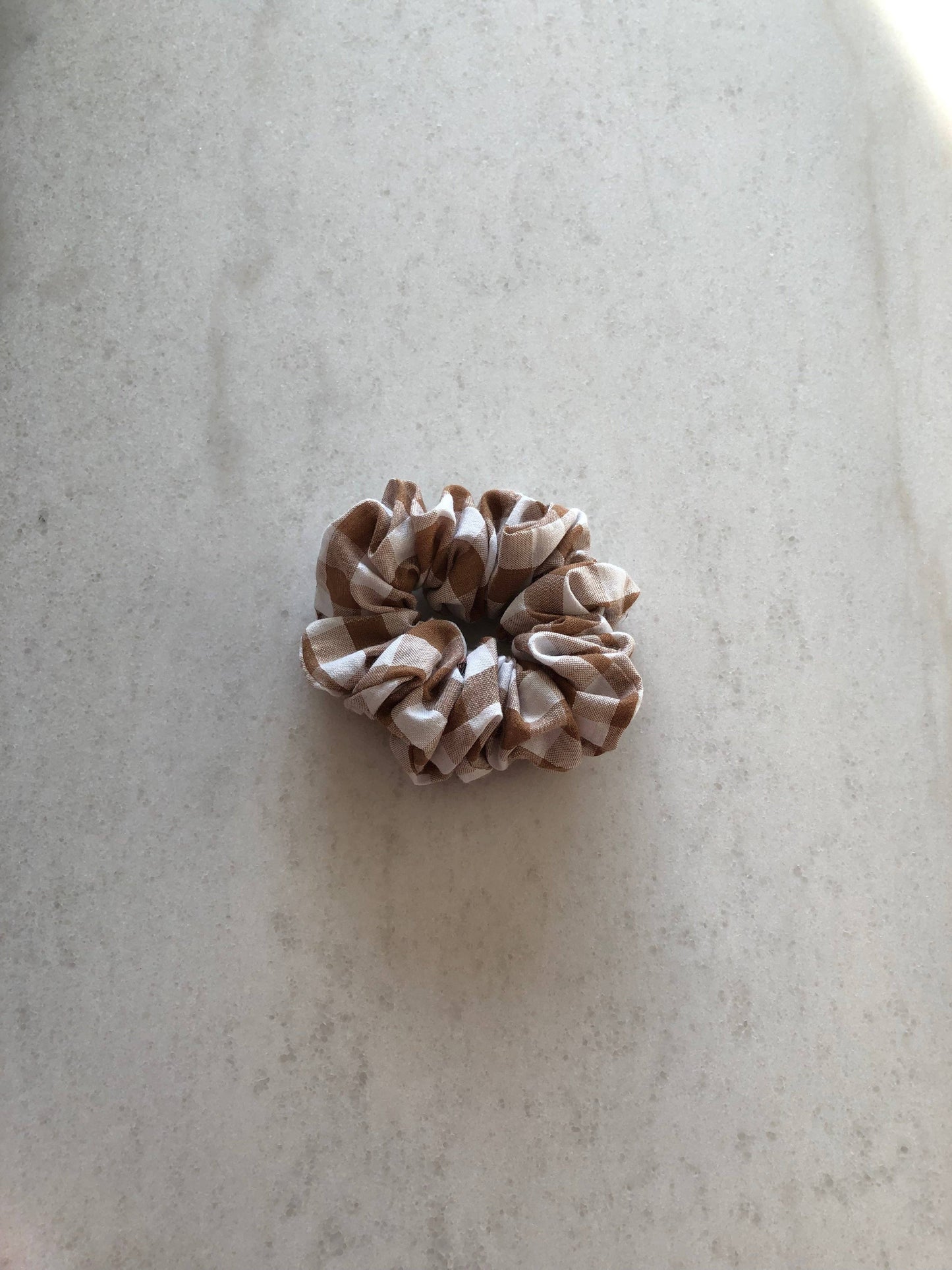 GINGHAM SCRUNCHIES  - neutral