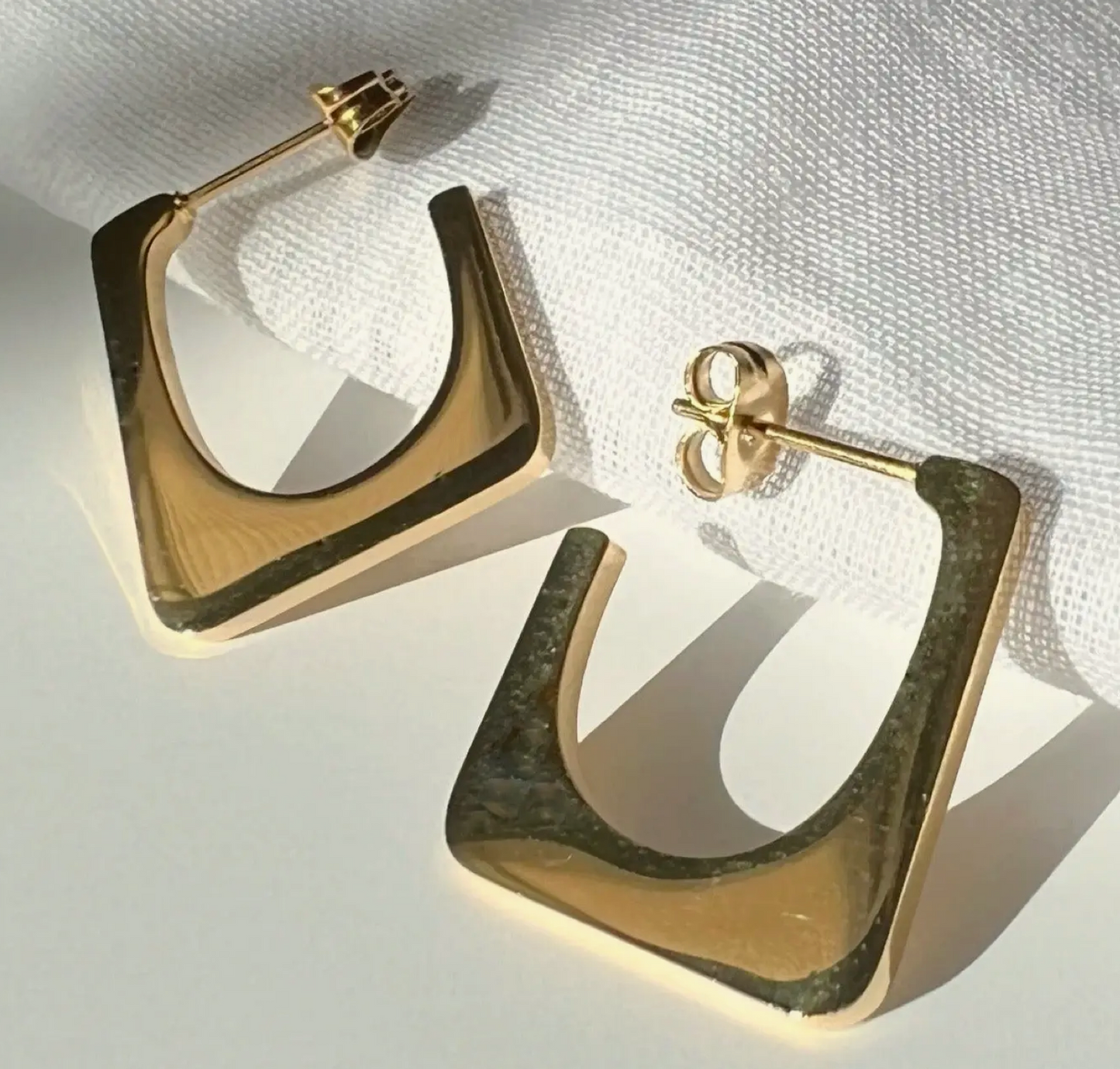 Lua Hoop Earrings