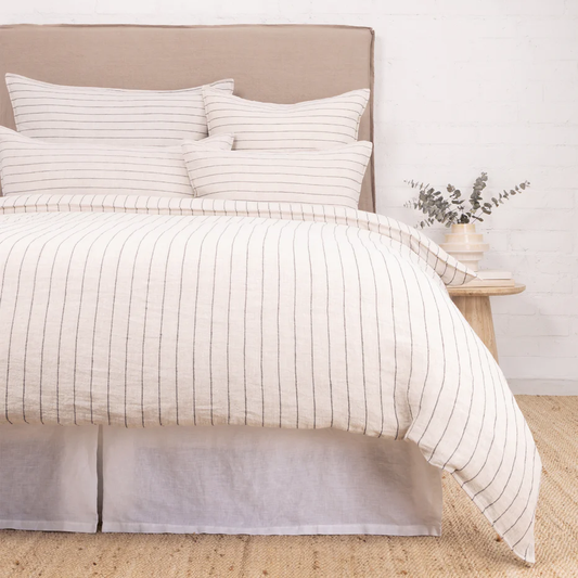 Blake Duvet - Cream/Gray
