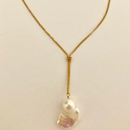 Bianca Pearl Necklace